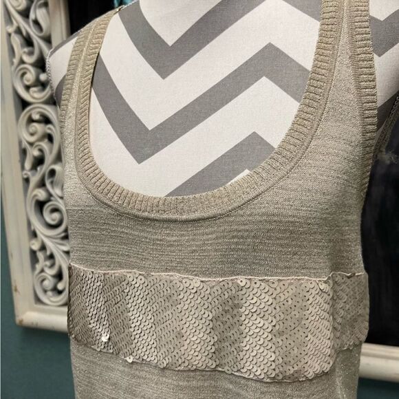- Cache Y2K Cream with Gold Lightweight Sequined Tank Sweater - Picture 2 of 6